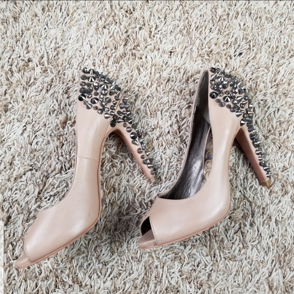 Sam Edelman| "Lorissa" spike pump in nude size 7.5 - Picture 4 of 8